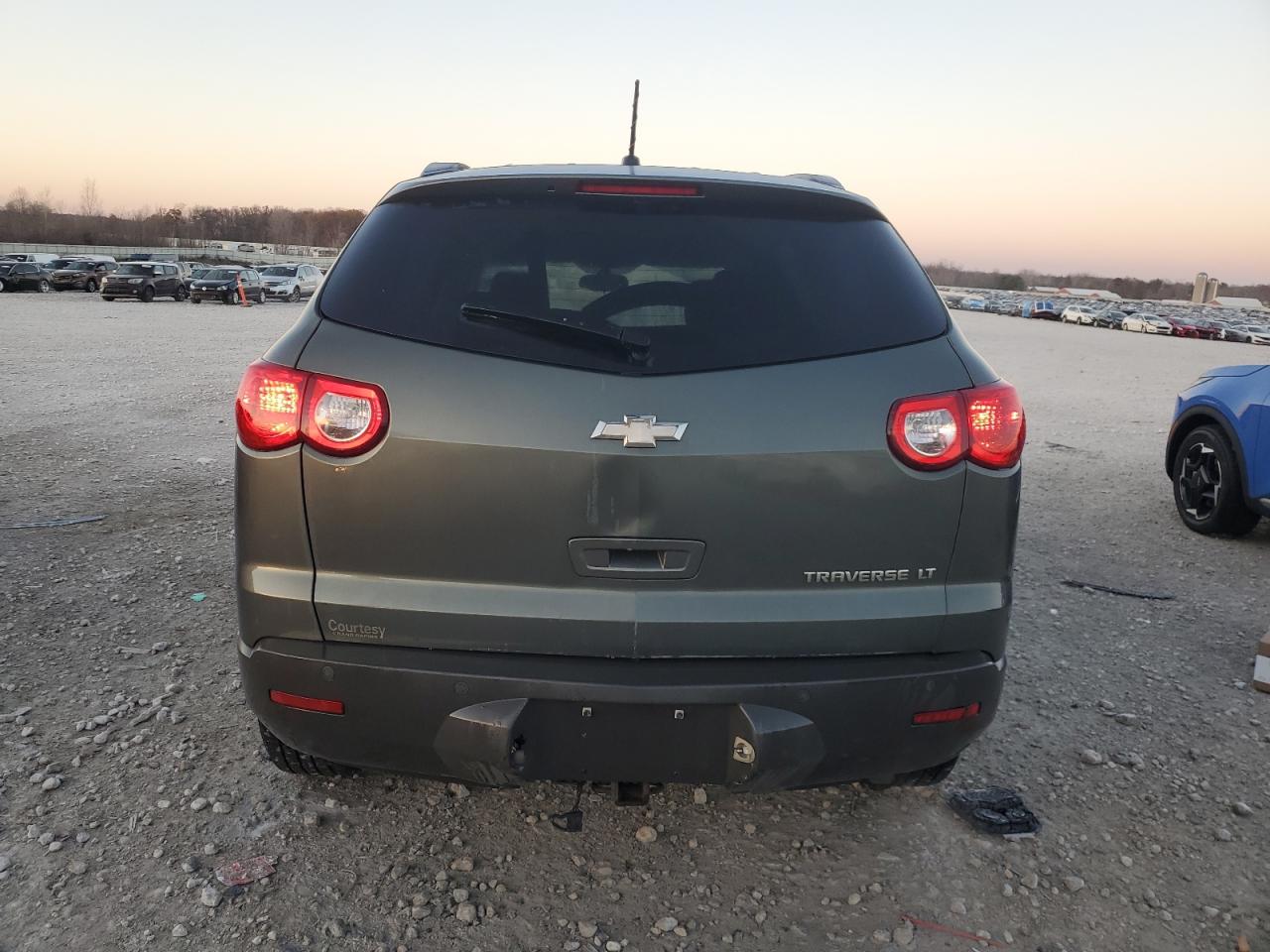 CHEVROLET TRAVERSE LT