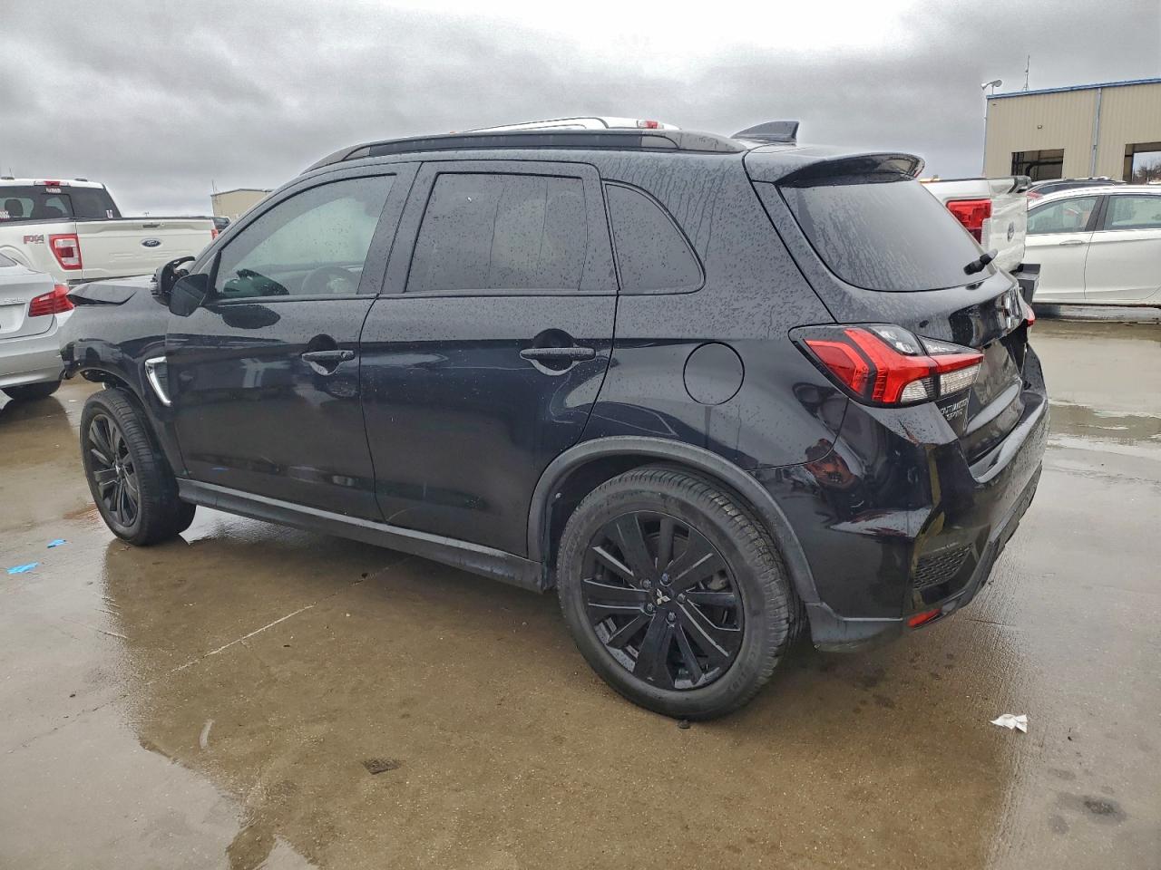 Lot #3302741014 2021 MITSUBISHI OUTLANDER