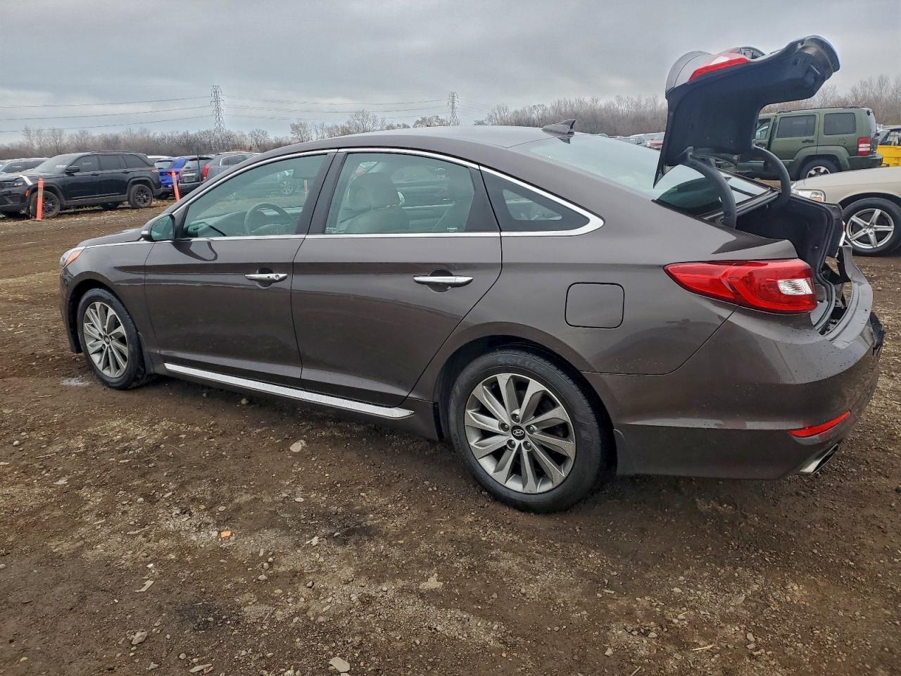 HYUNDAI SONATA SPORT