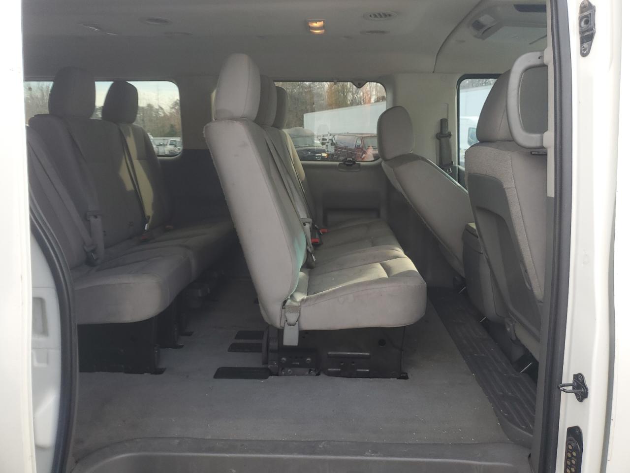 NISSAN NV3500 3500 S