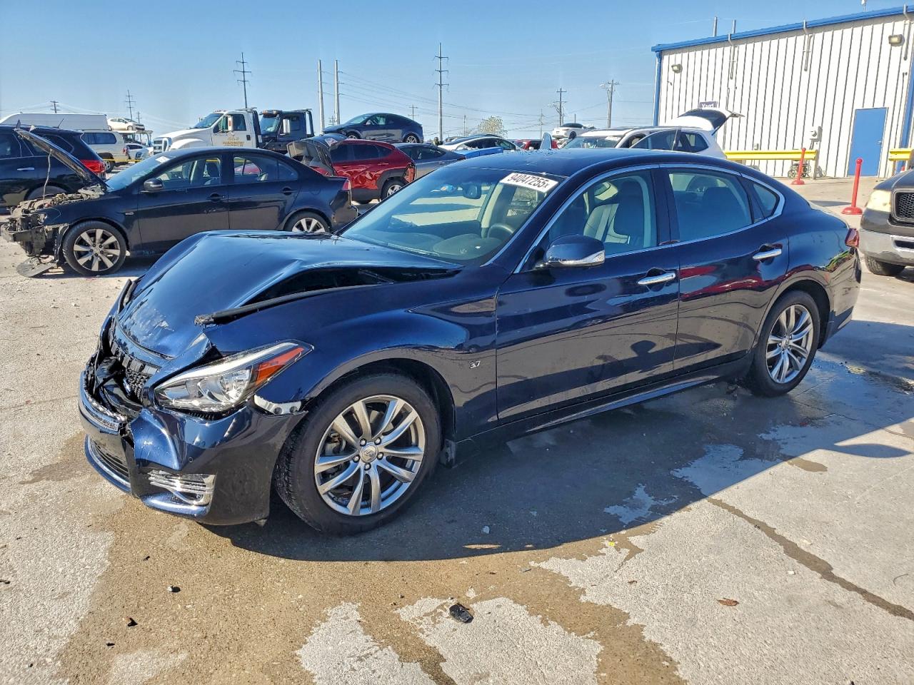 INFINITI Q70 3.7 LUXE
