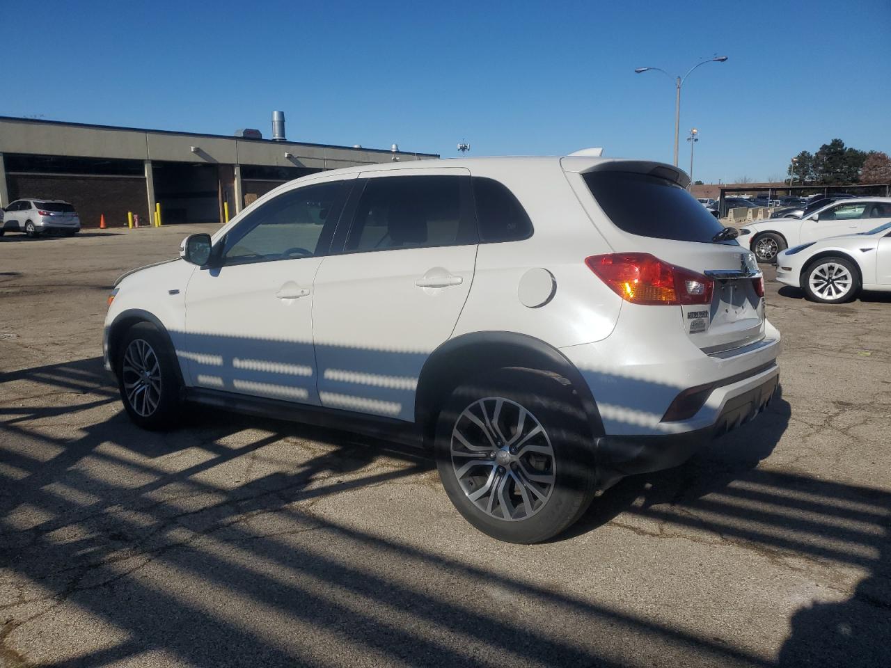 Lot #3311554244 2019 MITSUBISHI OUTLANDER