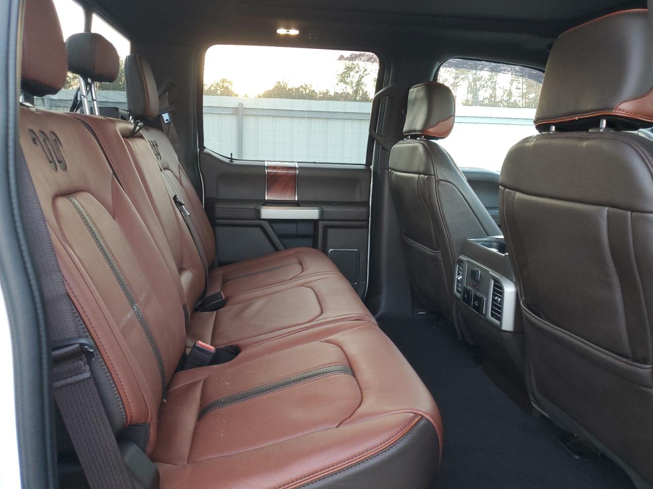 FORD F-250 SUPER DUTY