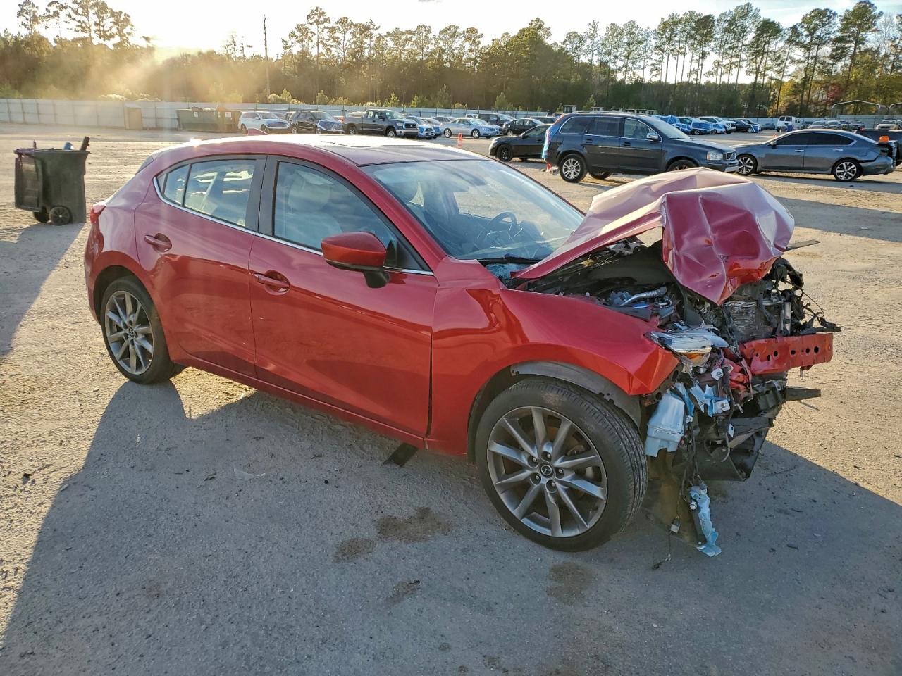 MAZDA 3 GRAND TOURING