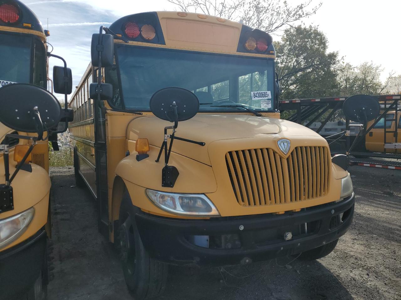 Lot #3280398321 2014 IC CORPORATION 3000