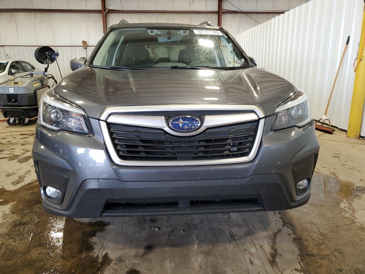 SUBARU FORESTER PREMIUM