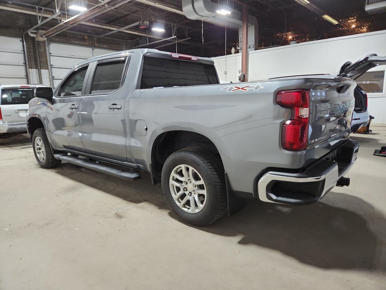 CHEVROLET SILVERADO K1500 LT