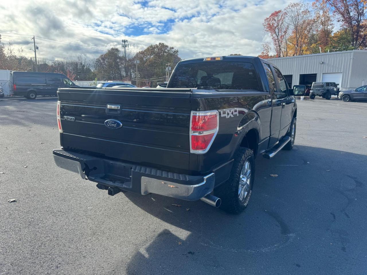 FORD F-150 SUPER CAB