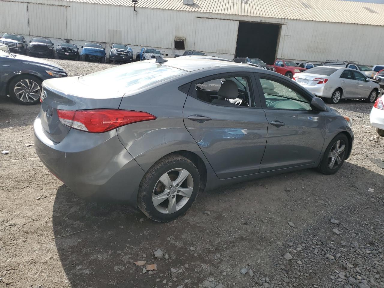 HYUNDAI ELANTRA GLS