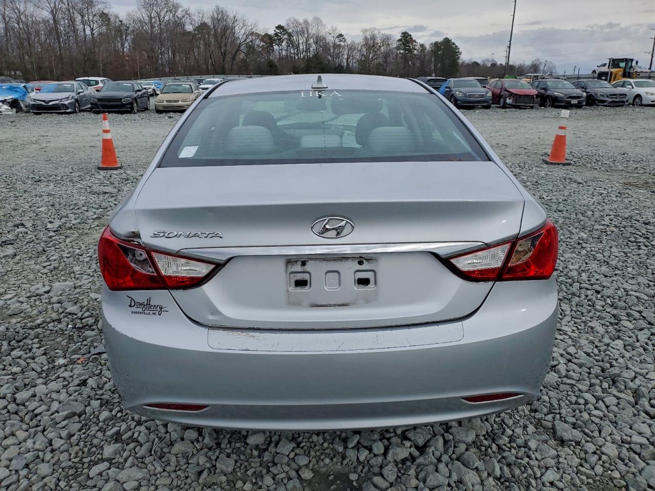Lot #3302730052 2013 HYUNDAI SONATA GLS