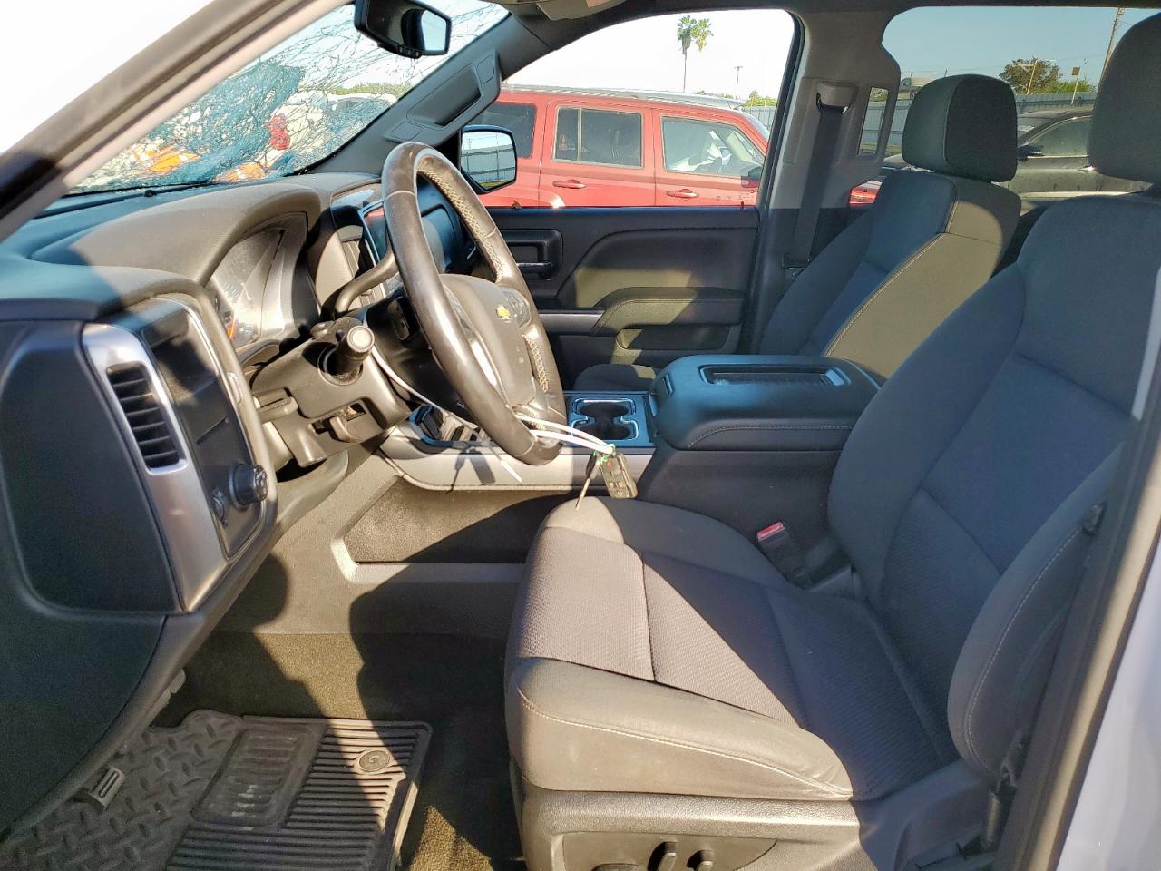 CHEVROLET SILVERADO C1500 LT