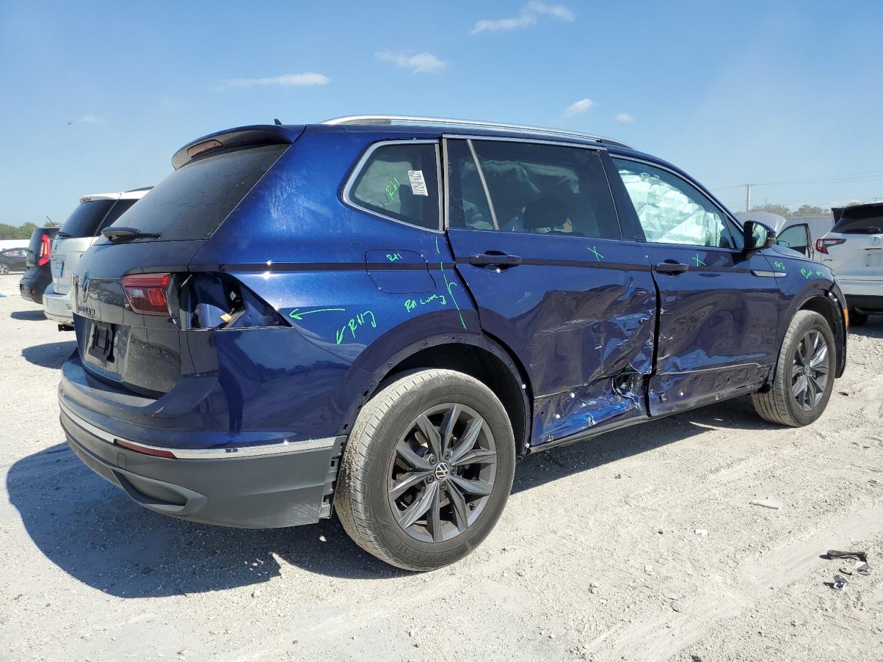 Lot #3301827362 2023 VOLKSWAGEN TIGUAN SE