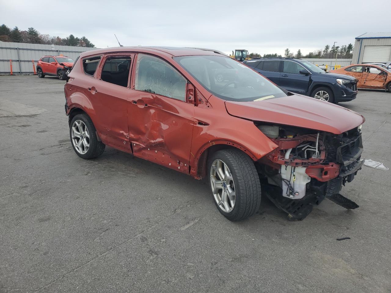 FORD ESCAPE TITANIUM