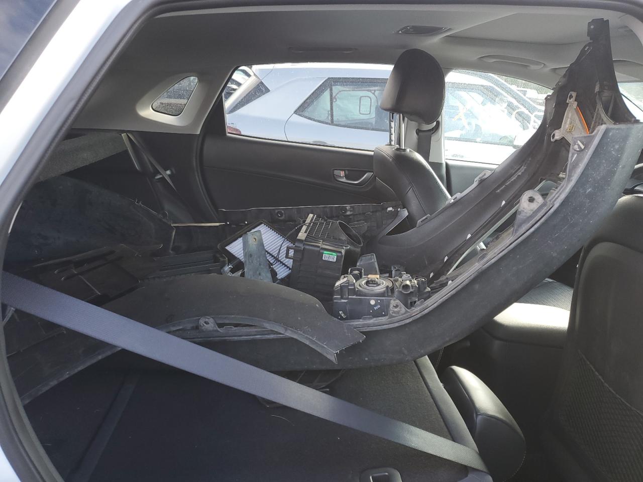 HYUNDAI KONA SEL PLUS