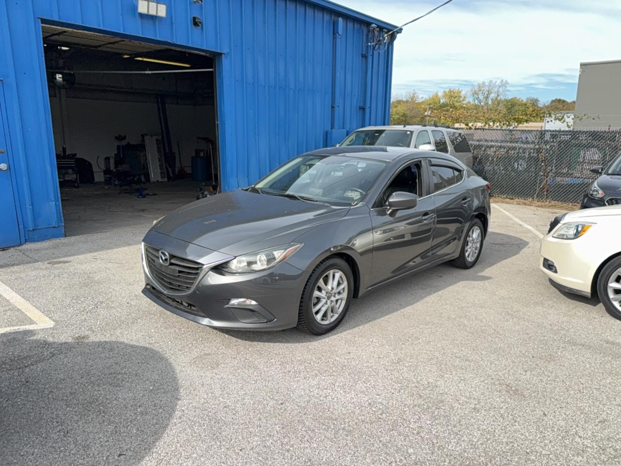 MAZDA 3 GRAND TOURING