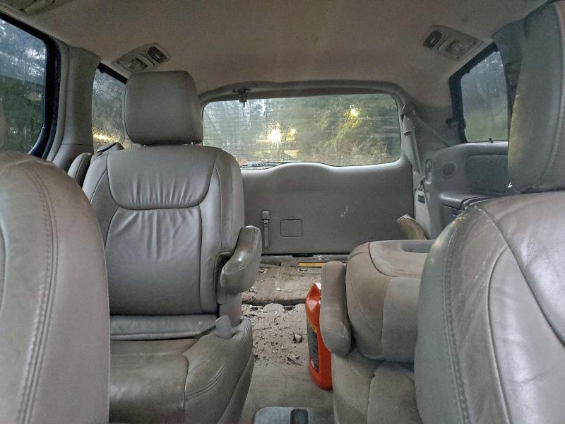 2010 TOYOTA SIENNA XLE #3302738026