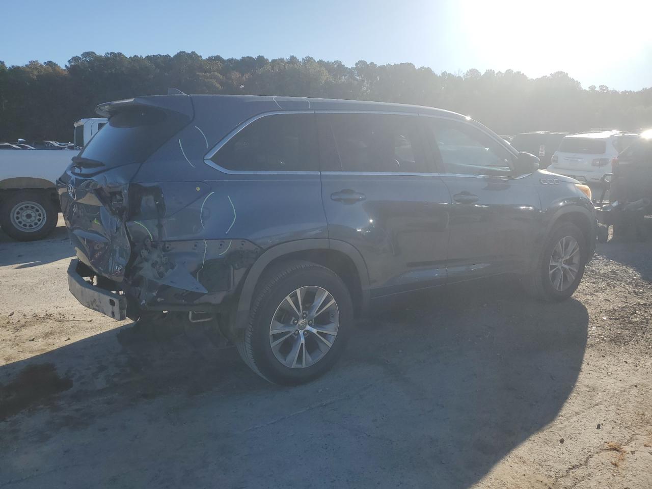 TOYOTA HIGHLANDER LE