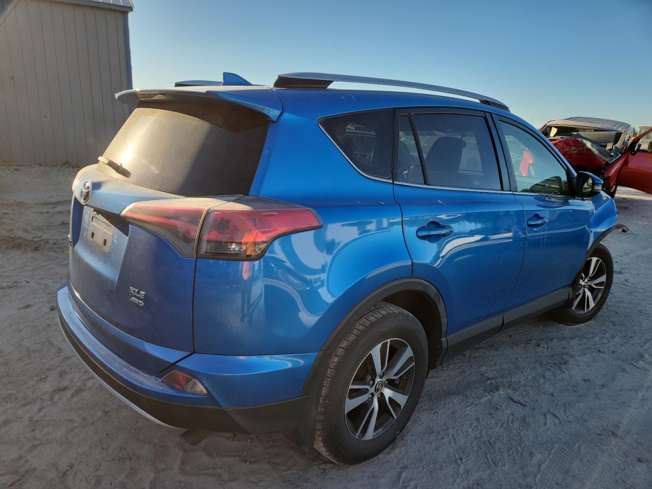 TOYOTA RAV4 XLE