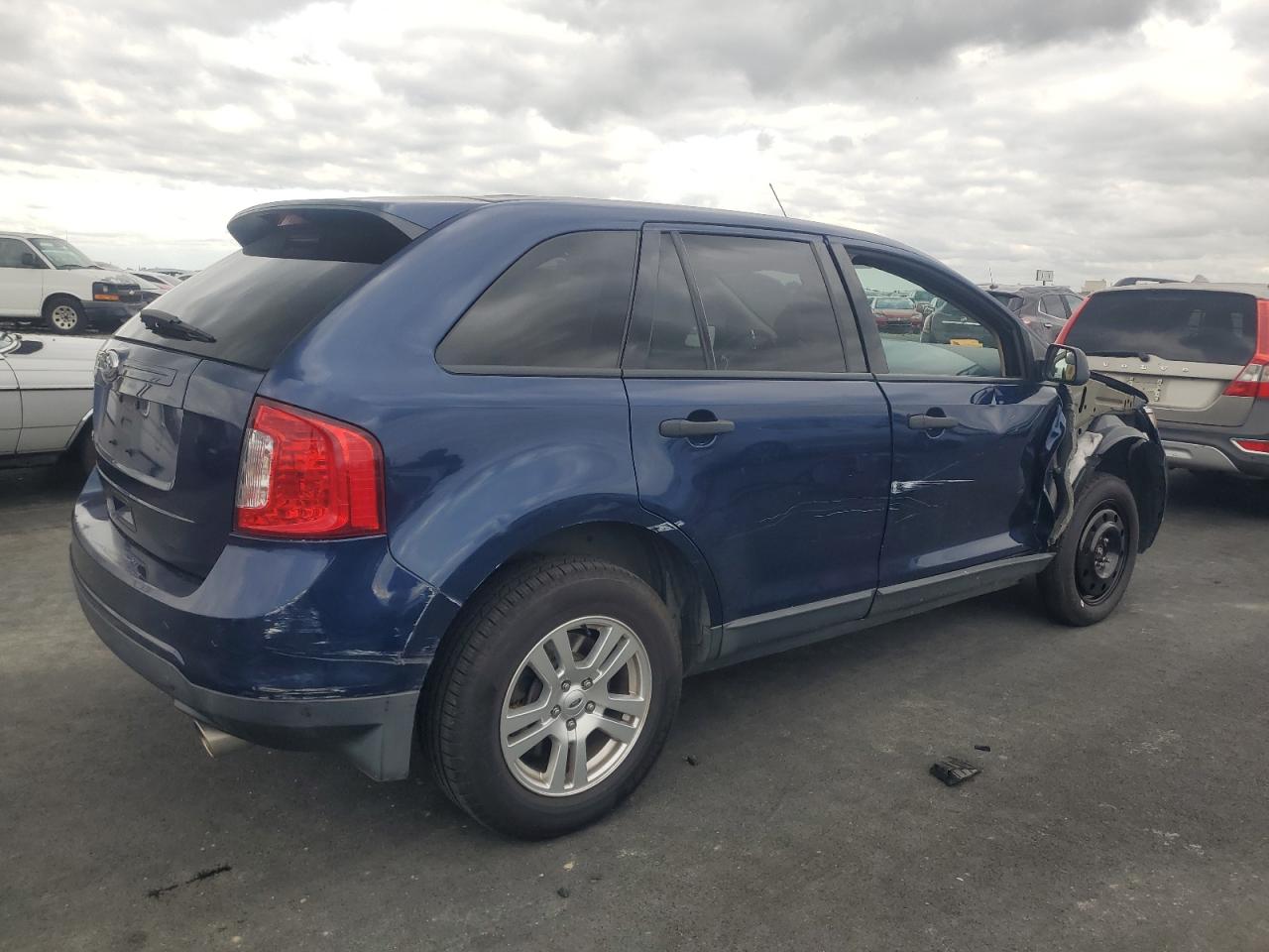 FORD EDGE SE