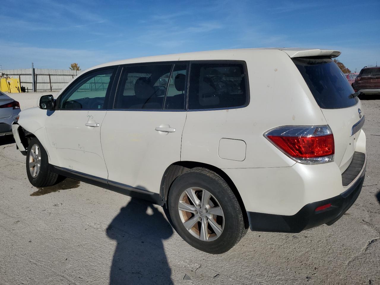 TOYOTA HIGHLANDER BASE