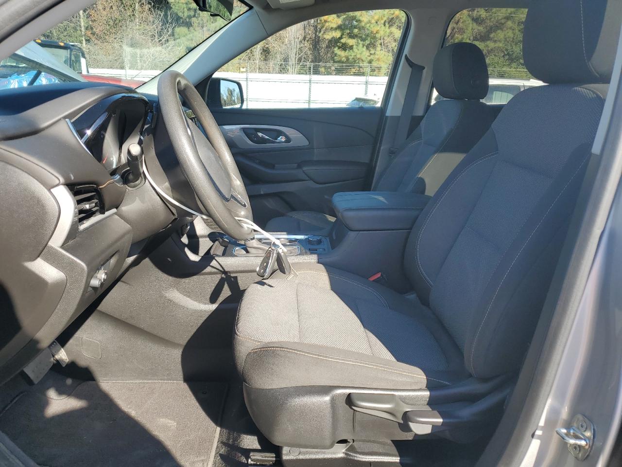 CHEVROLET TRAVERSE LS