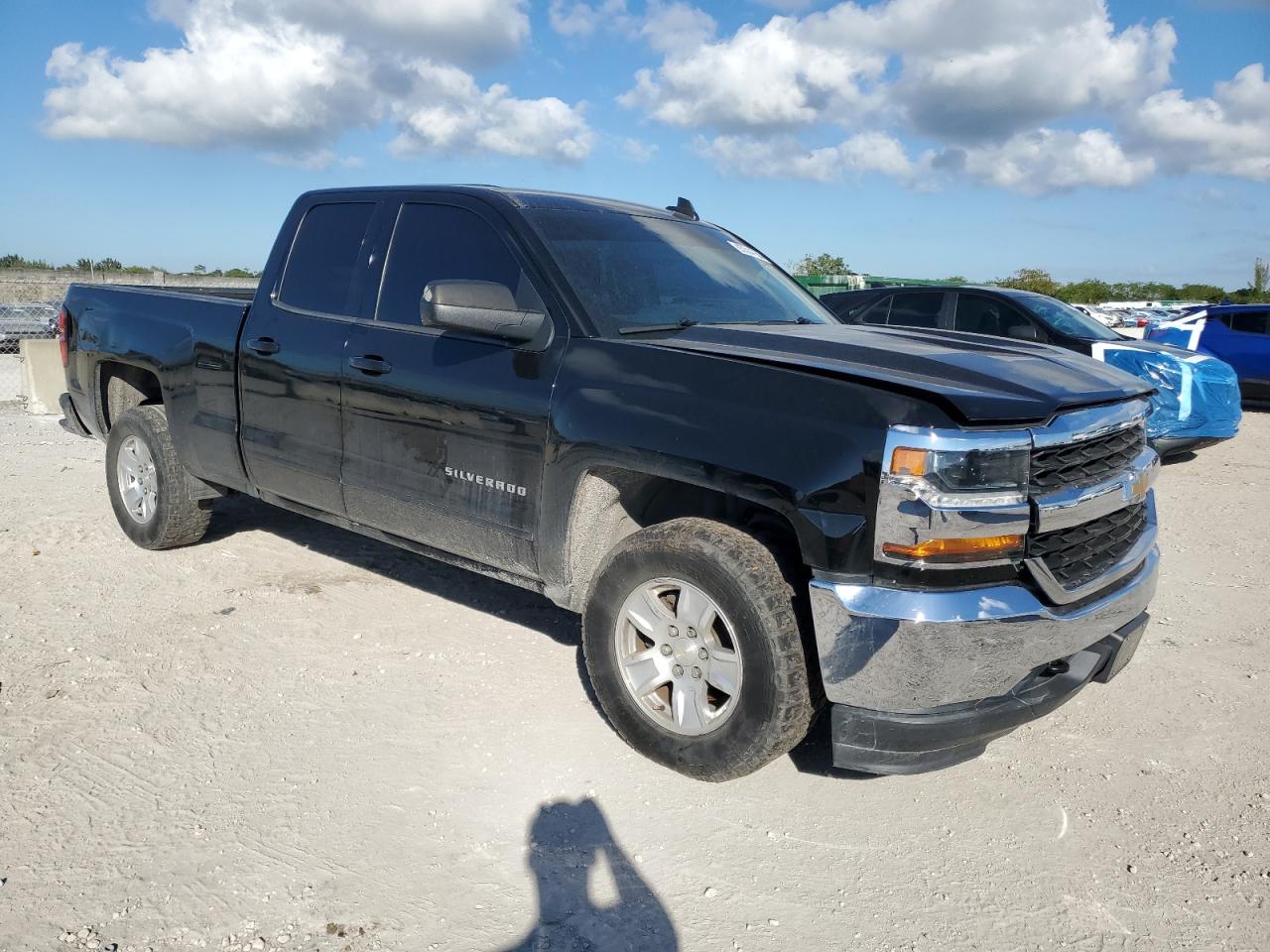 CHEVROLET SILVERADO K1500 LT