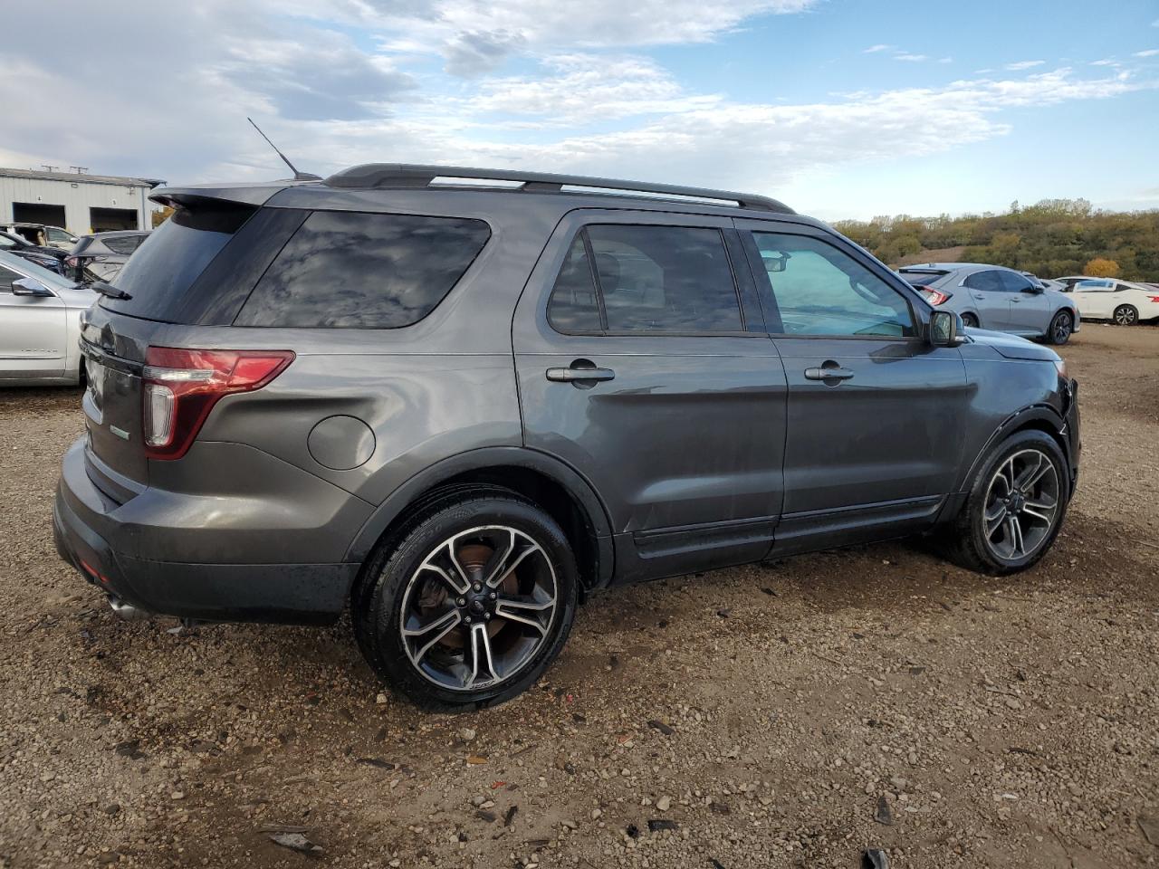 FORD EXPLORER SPORT