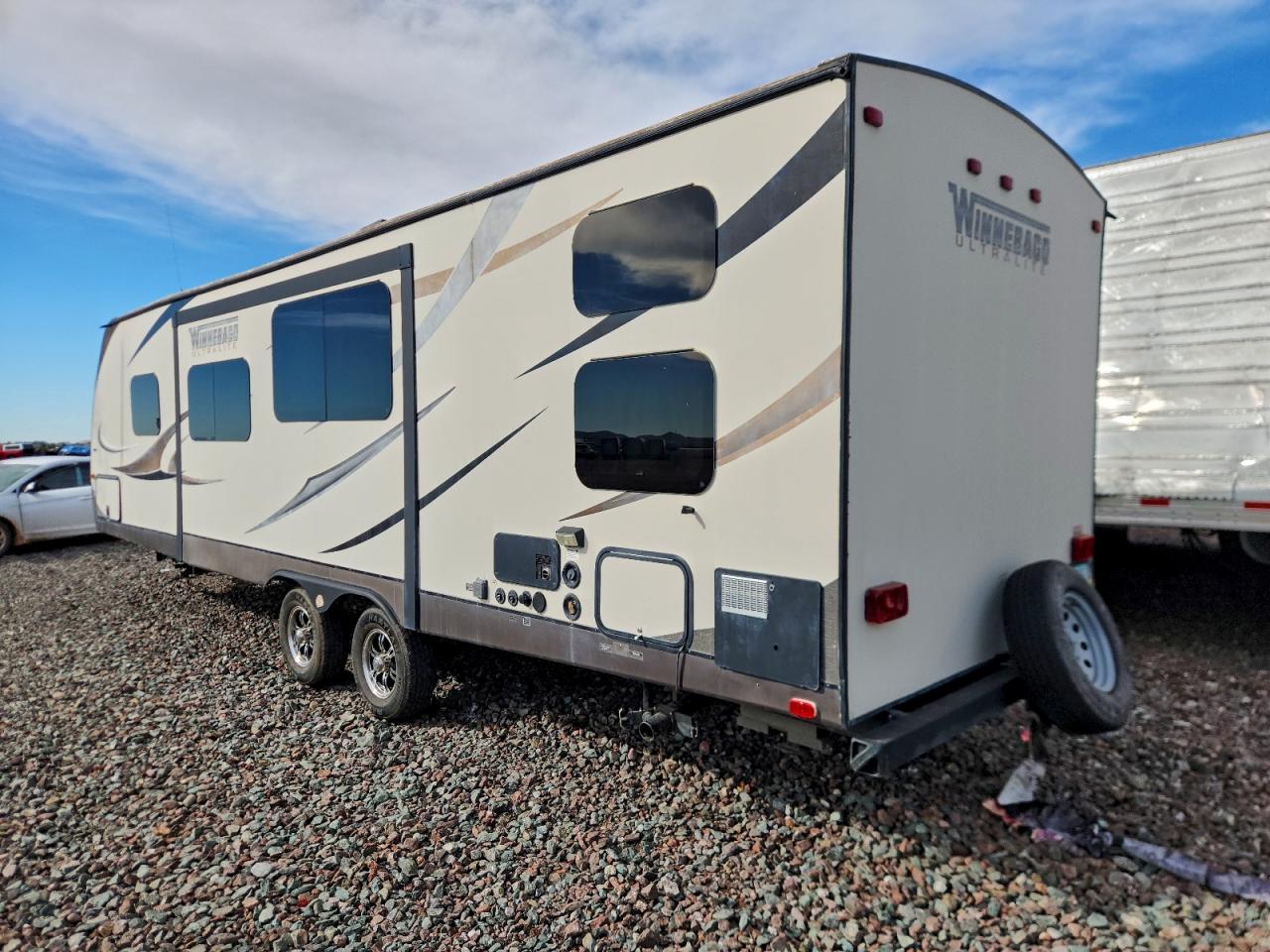 Lot #3298153293 2015 WINNEBAGO TRAILER