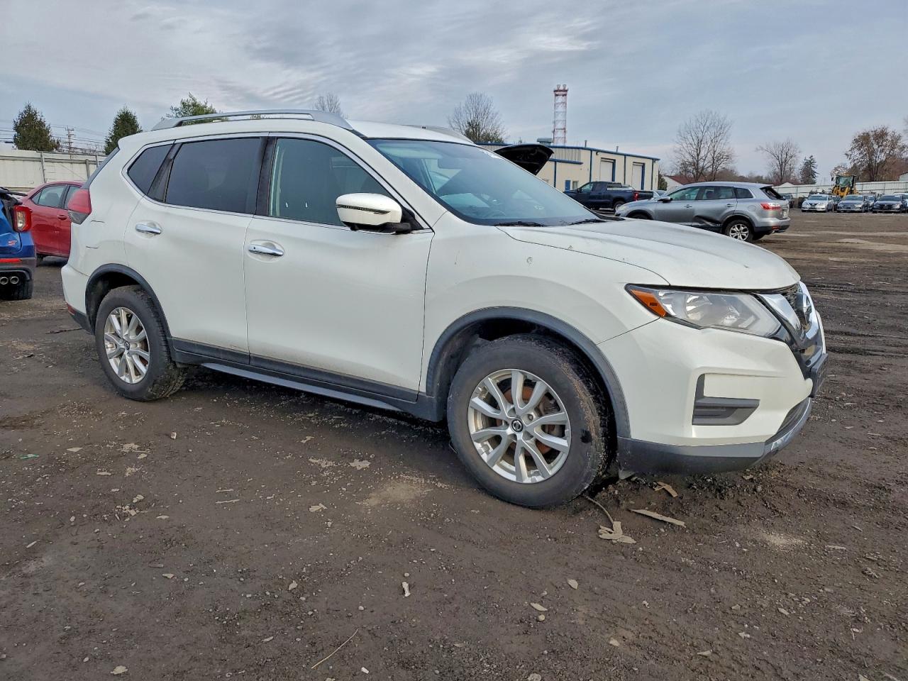 Lot #3296290491 2017 NISSAN ROGUE S