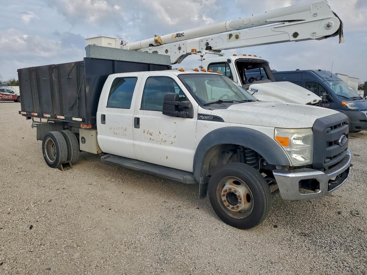 FORD F-450 SUPER DUTY