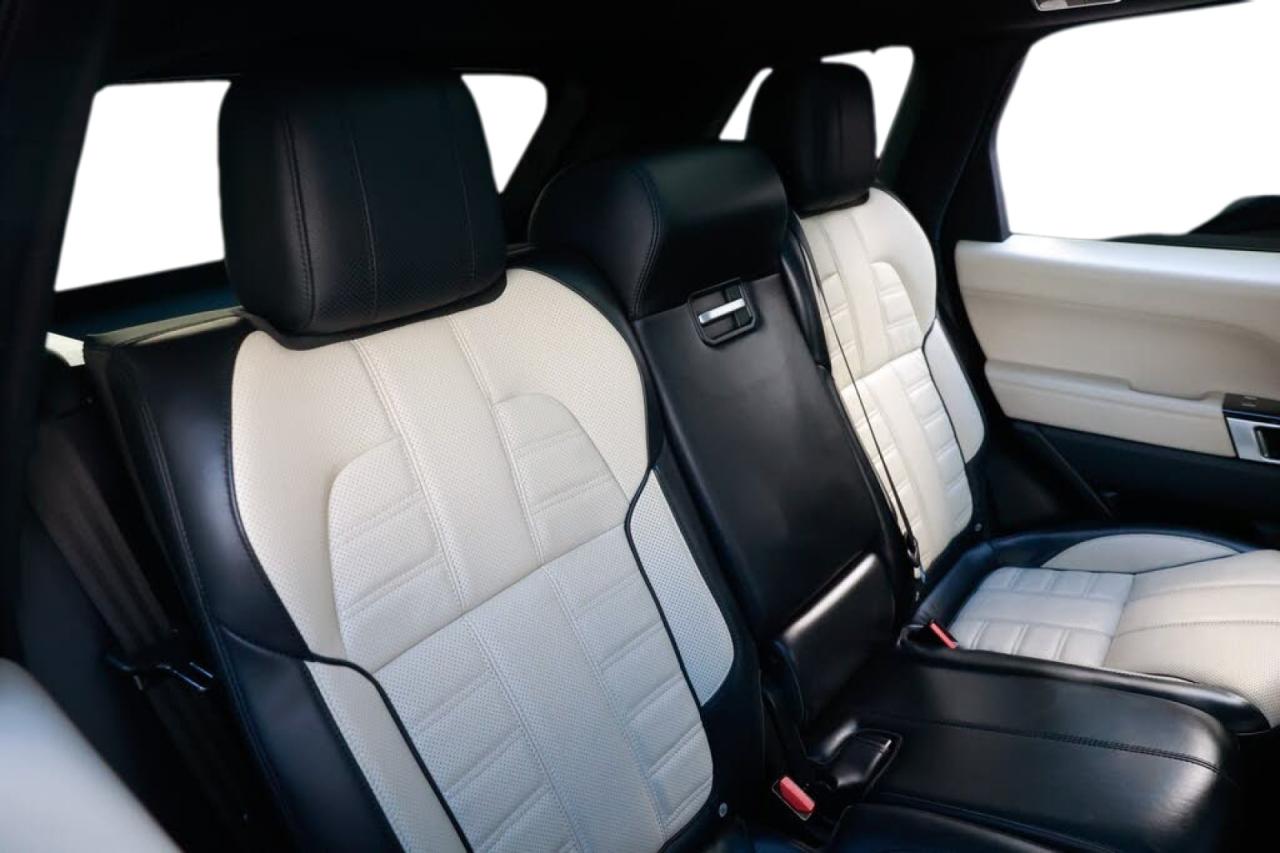 LAND ROVER RANGE ROVER AUTOBIOGRAPHY