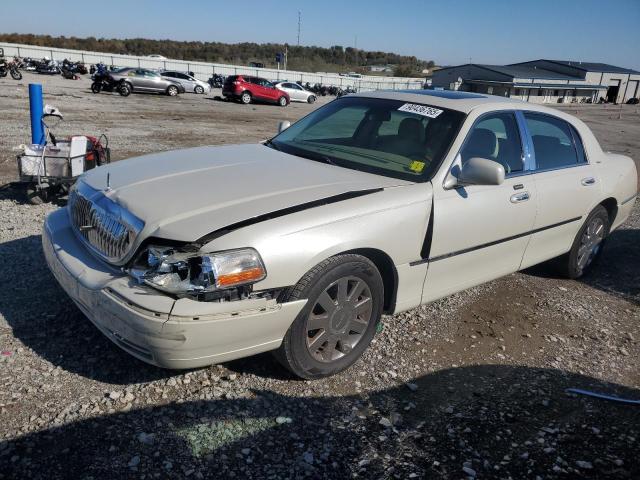 Global Auto Auctions: 2007 LINCOLN TOWN CAR D