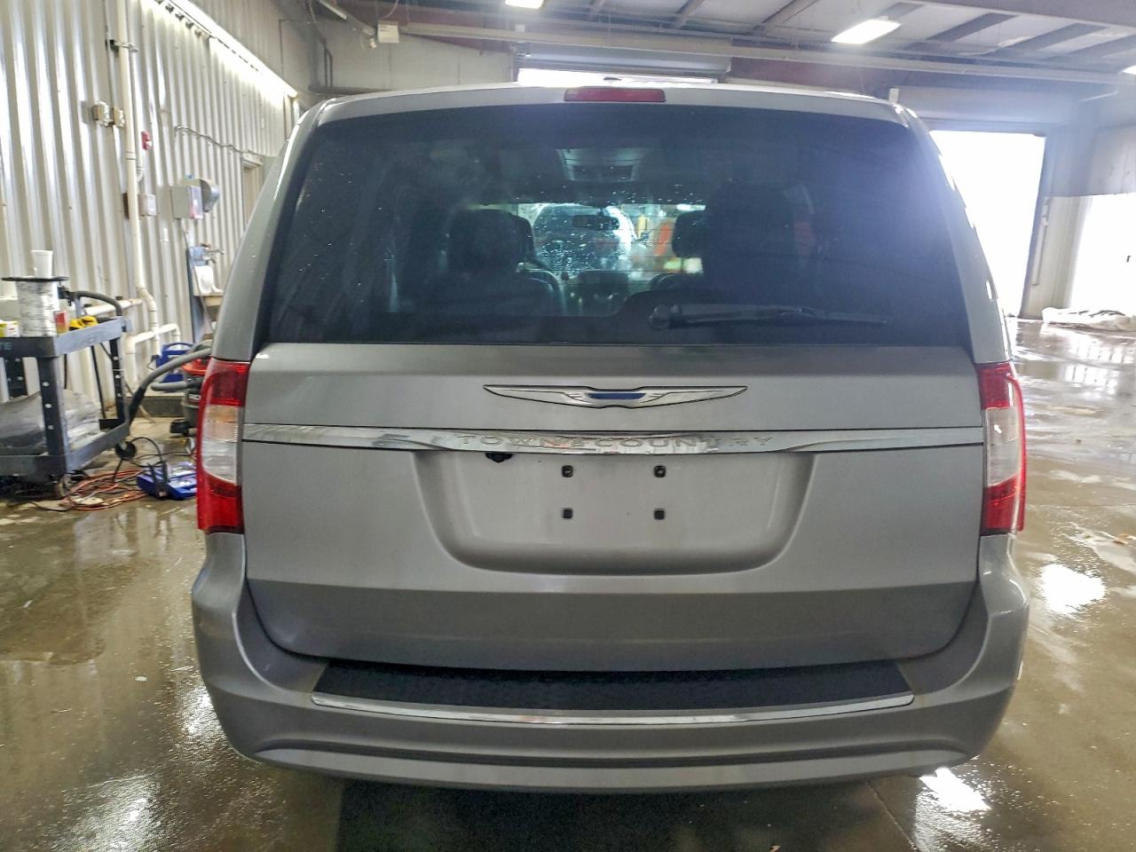CHRYSLER TOWN & COUNTRY TOURING