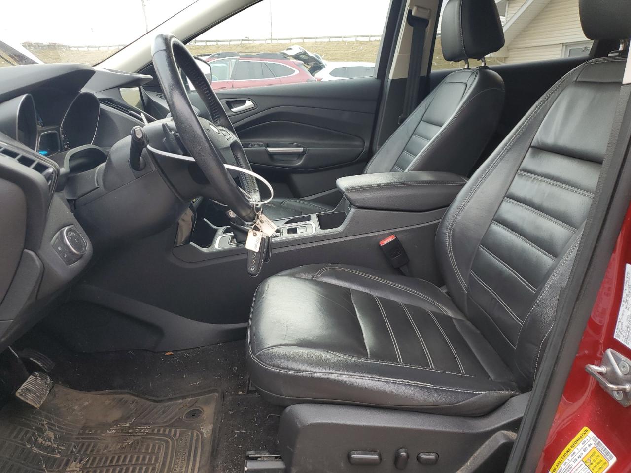 FORD ESCAPE TITANIUM