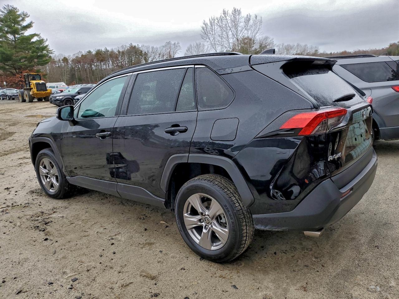 TOYOTA RAV4 XLE