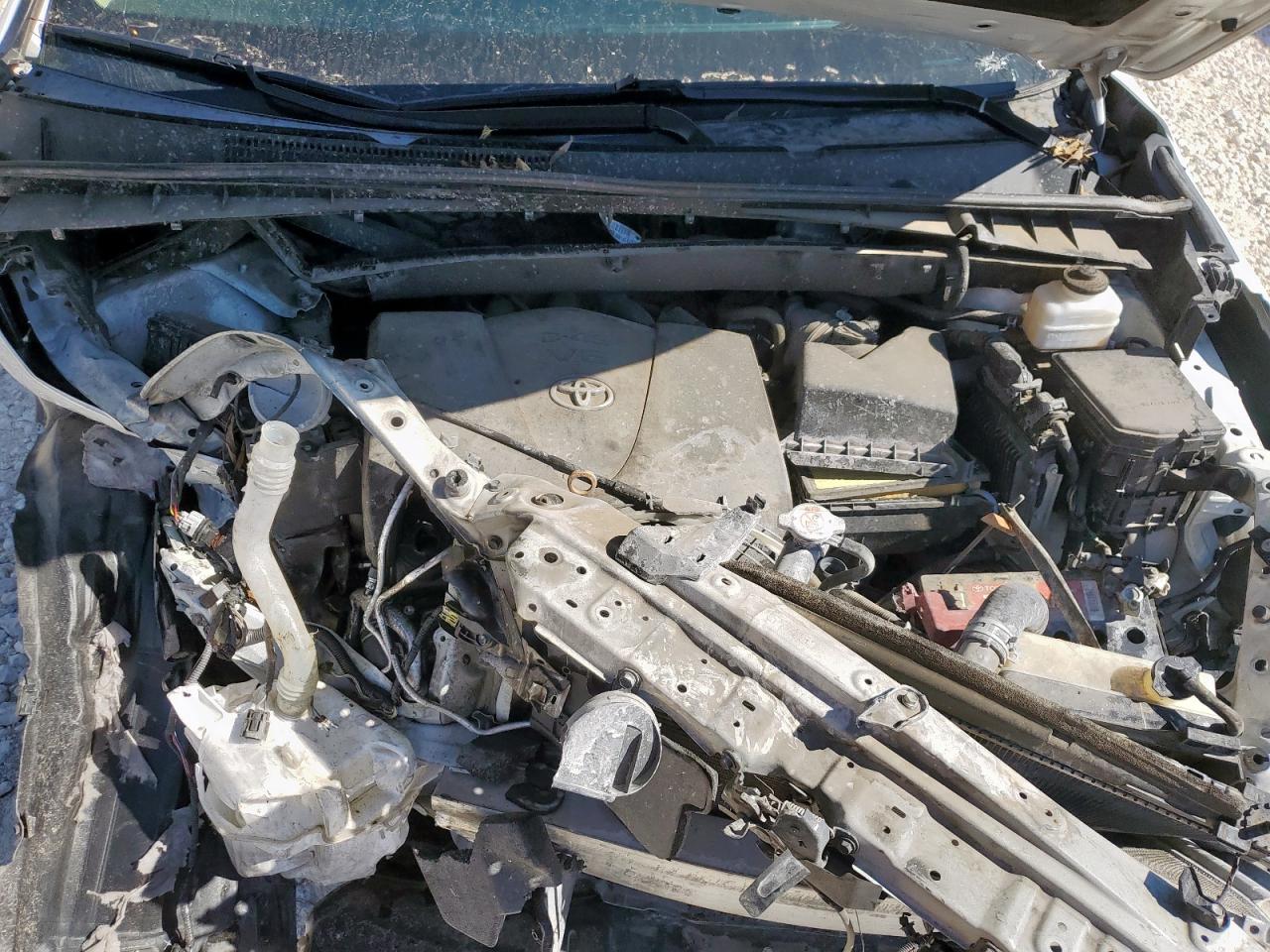 TOYOTA HIGHLANDER SE