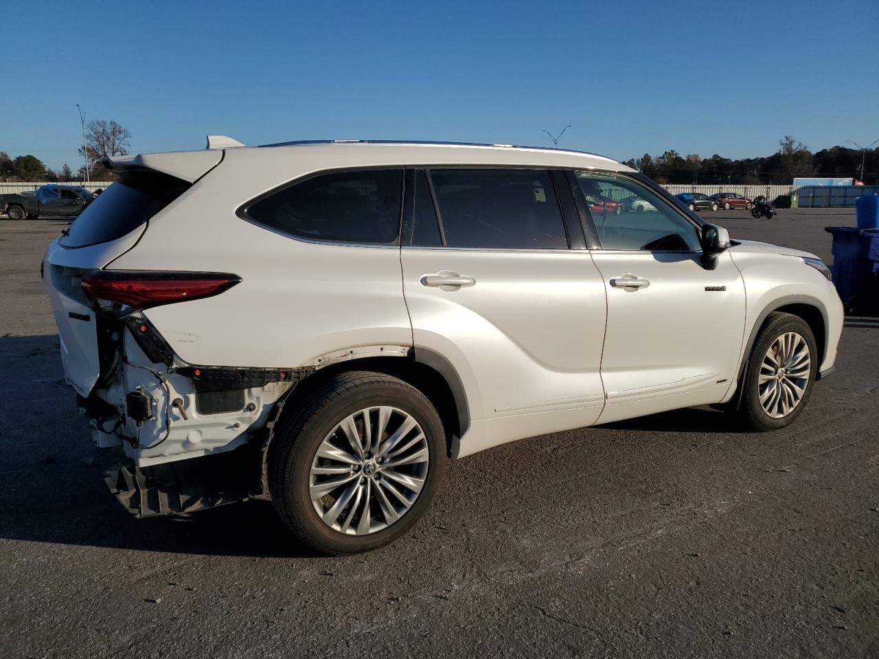 TOYOTA HIGHLANDER HYBRID PLATINUM