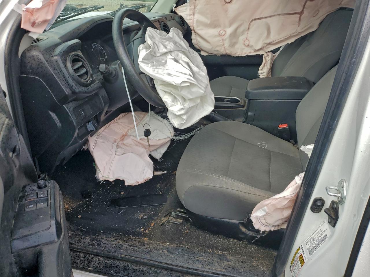 TOYOTA TACOMA ACCESS CAB