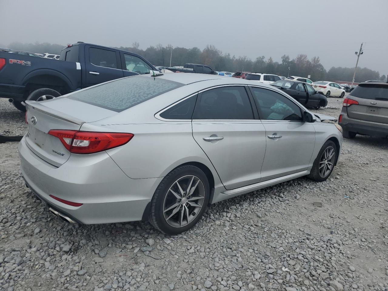 HYUNDAI SONATA SPORT