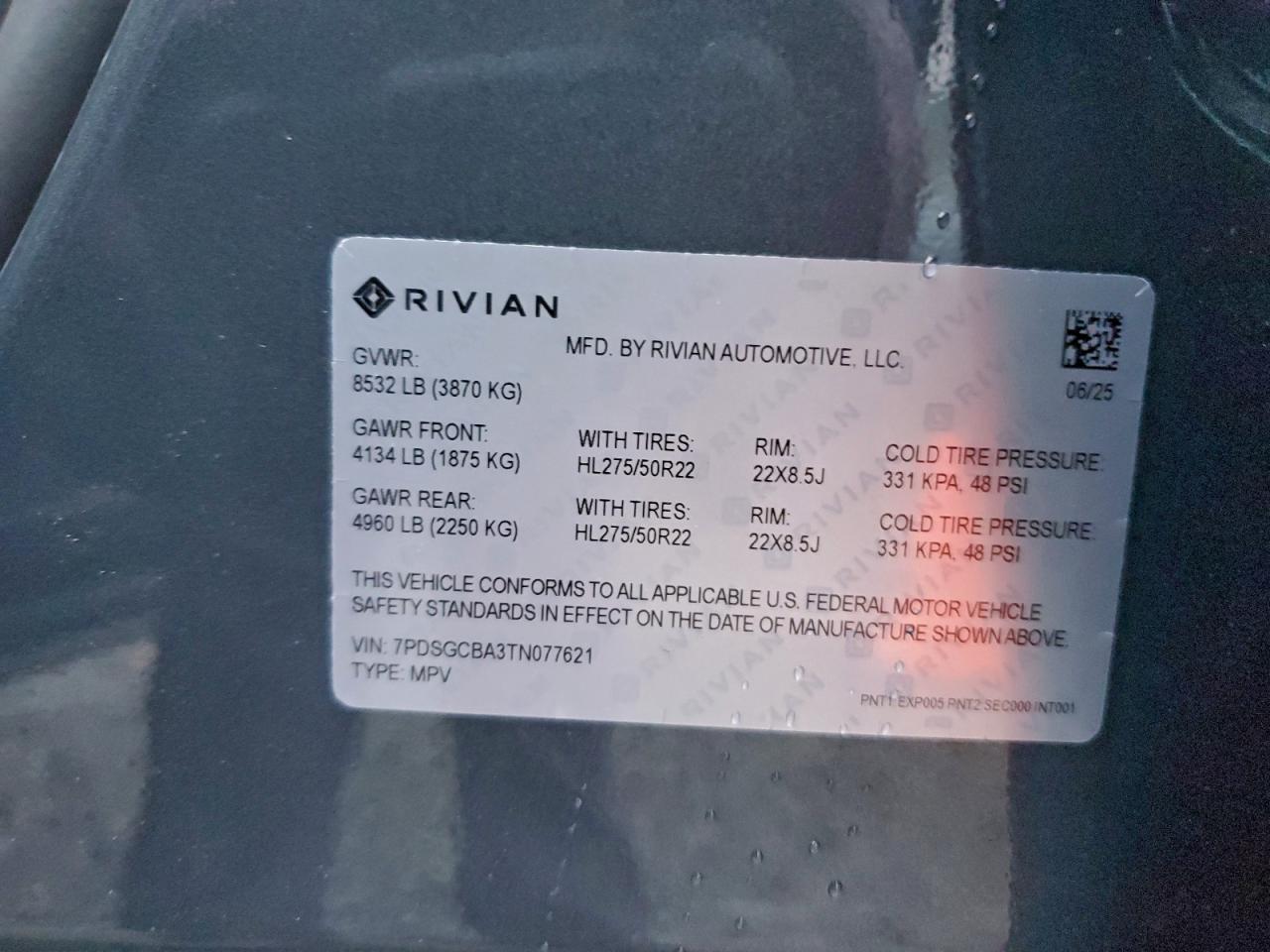 RIVIAN R1S ADVENTURE