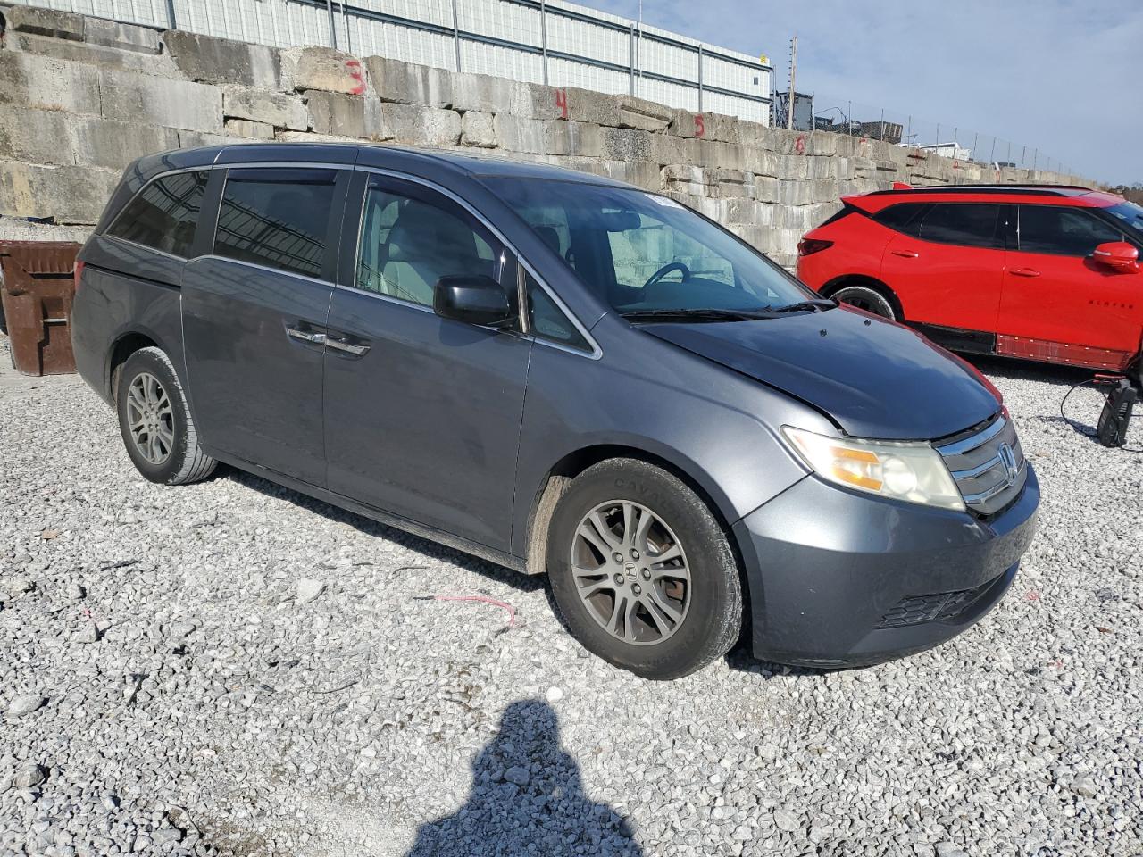 Lot #3302870910 2011 HONDA ODYSSEY EX