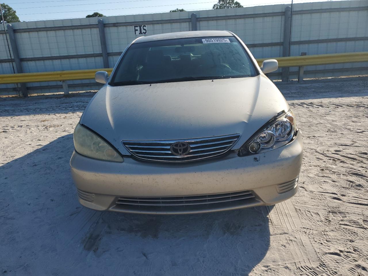Lot #3311673315 2005 TOYOTA CAMRY LE