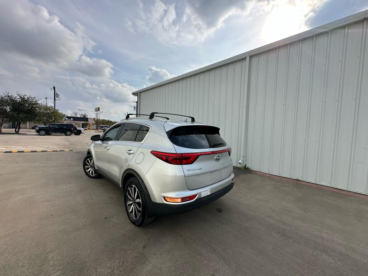 KIA SPORTAGE EX