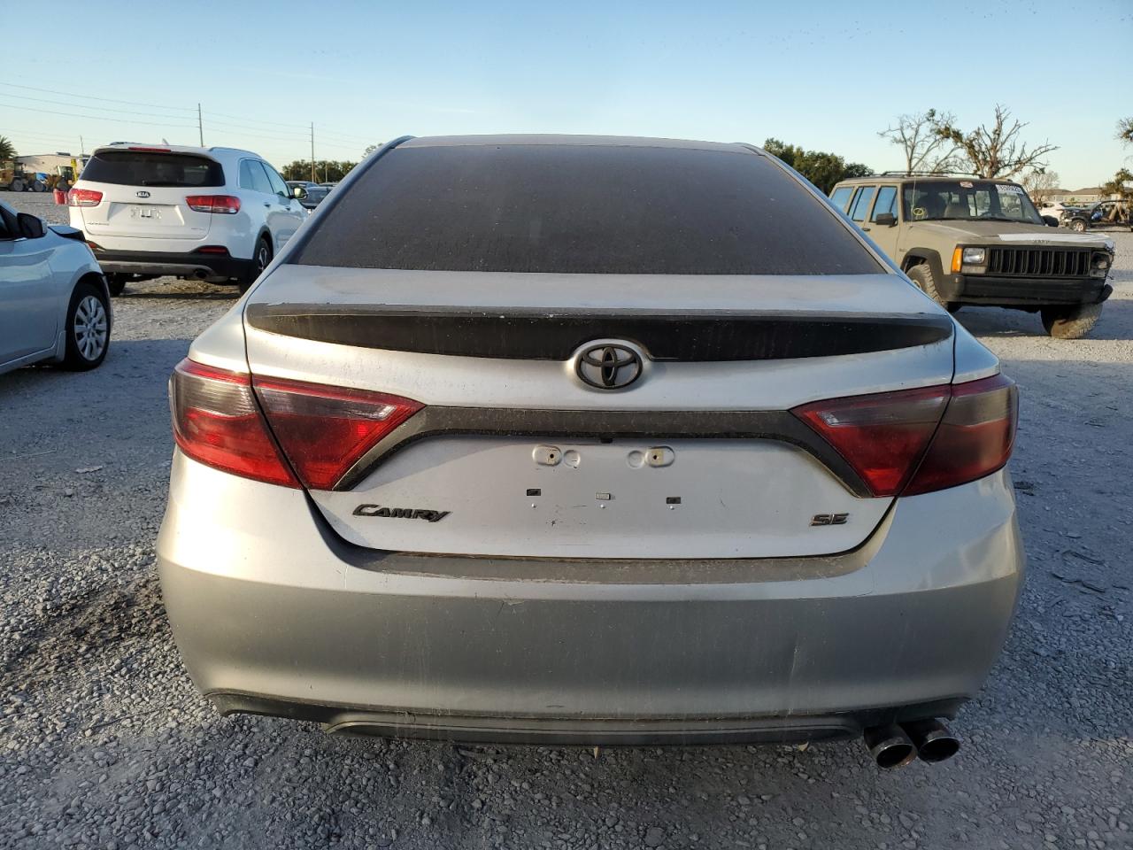 TOYOTA CAMRY LE