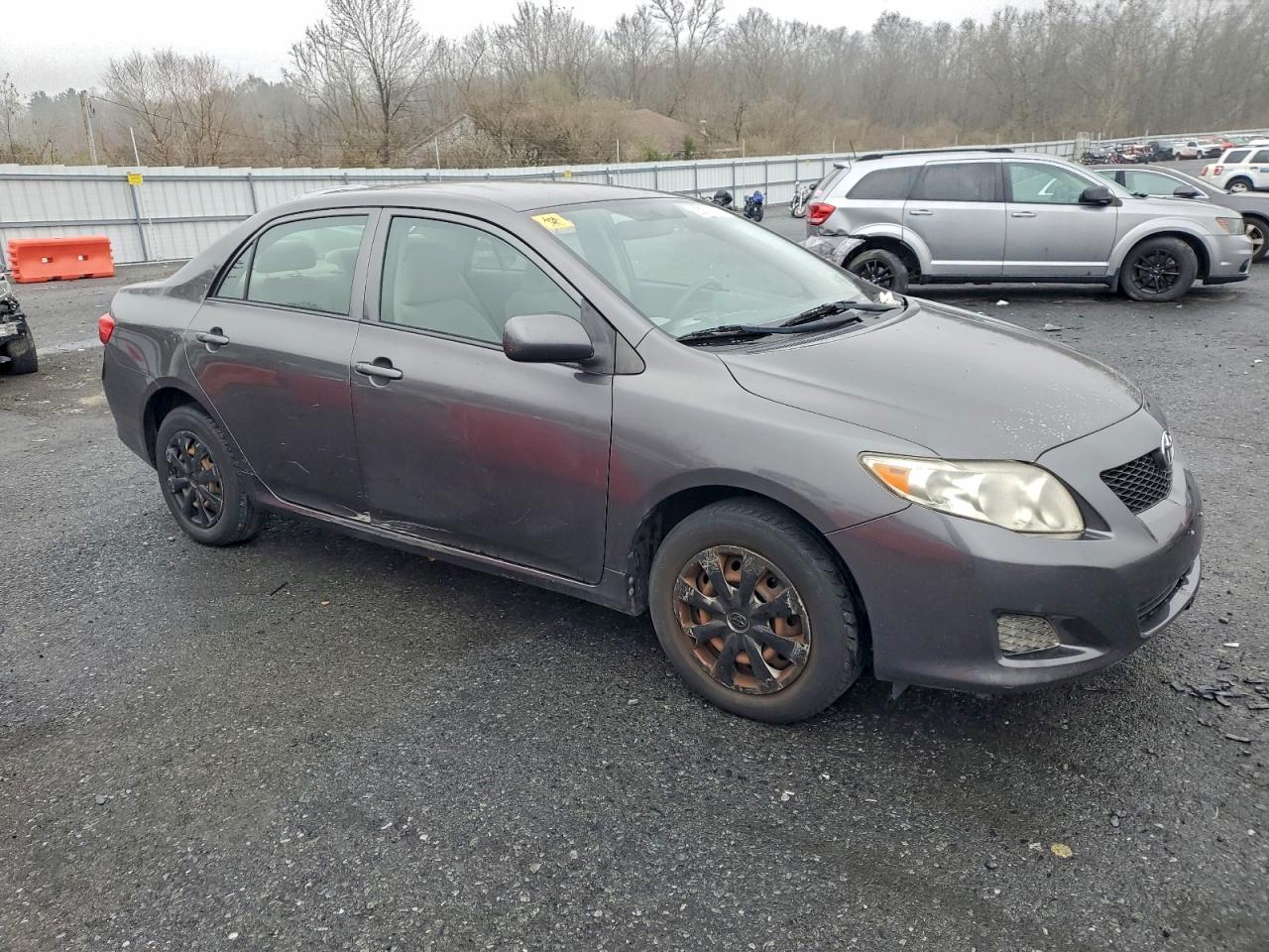 TOYOTA COROLLA BASE