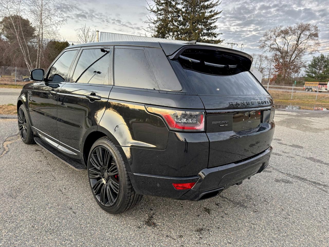 LAND ROVER RANGE ROVER P525 HSE