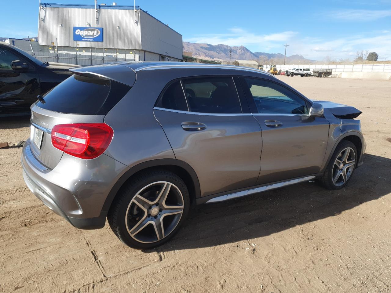 MERCEDES-BENZ GLA-CLASS 250 4MATIC
