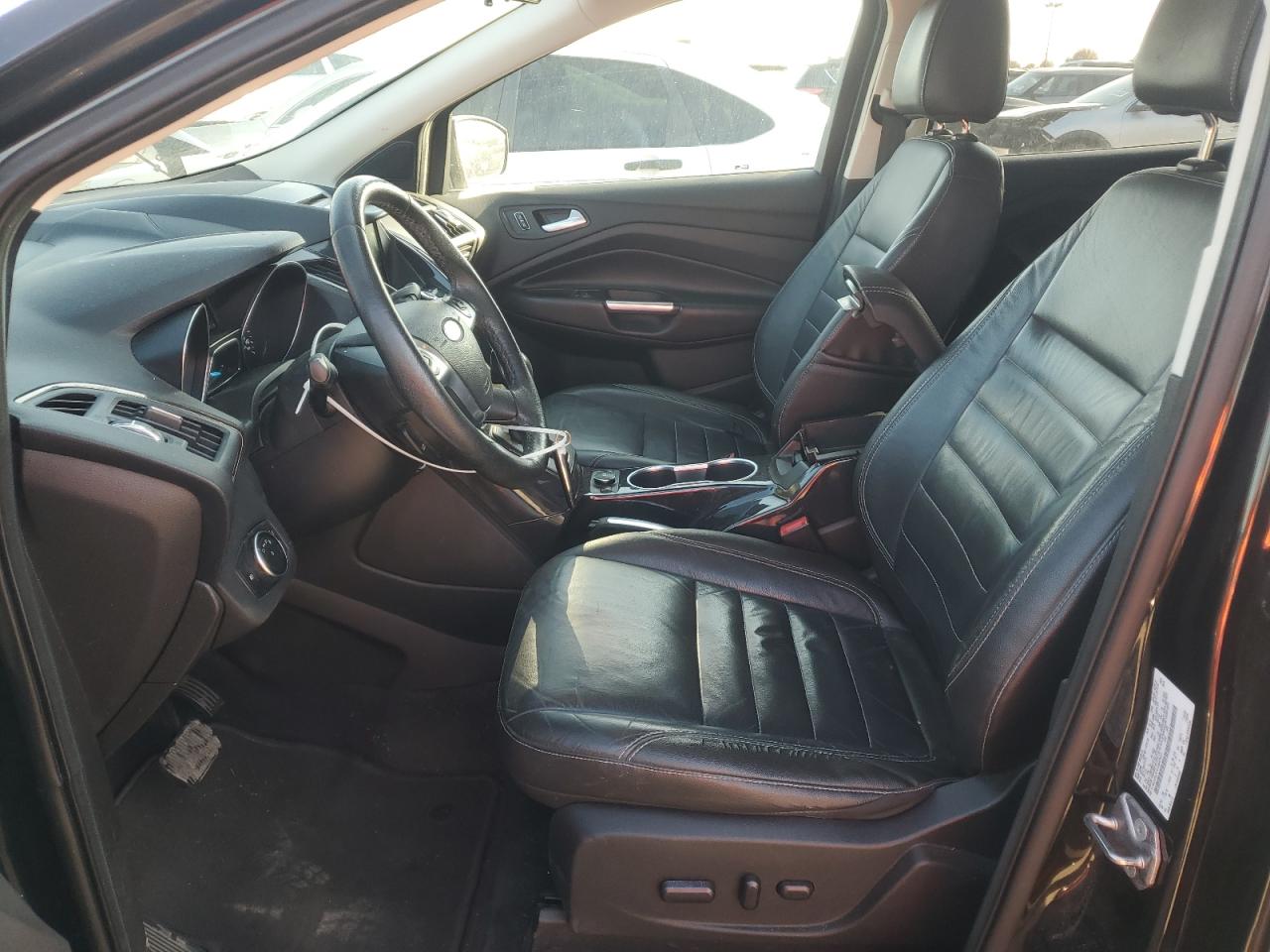 FORD ESCAPE TITANIUM