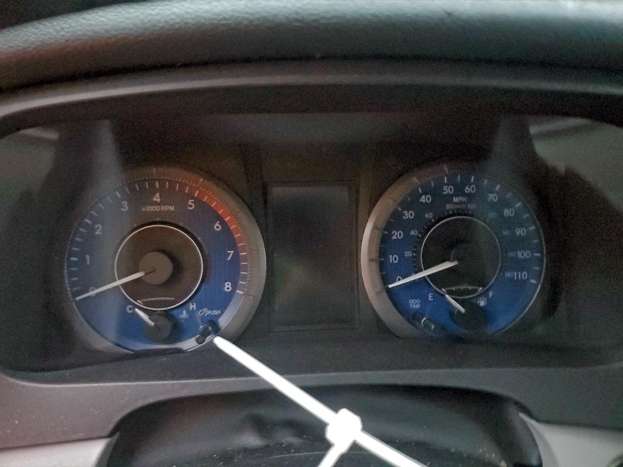 Lot #3318871026 2020 TOYOTA SIENNA XLE