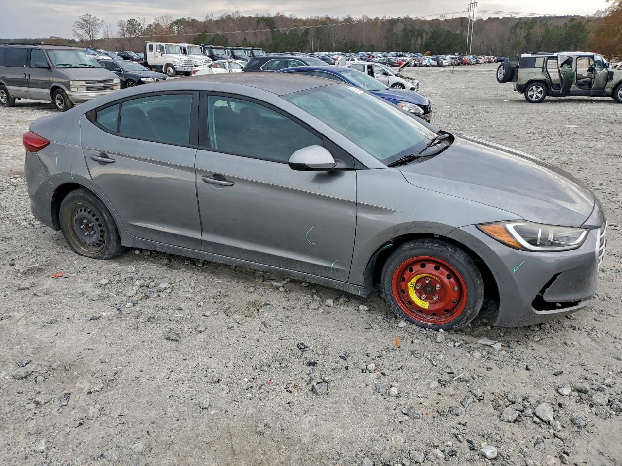 Lot #3315951106 2018 HYUNDAI ELANTRA SE